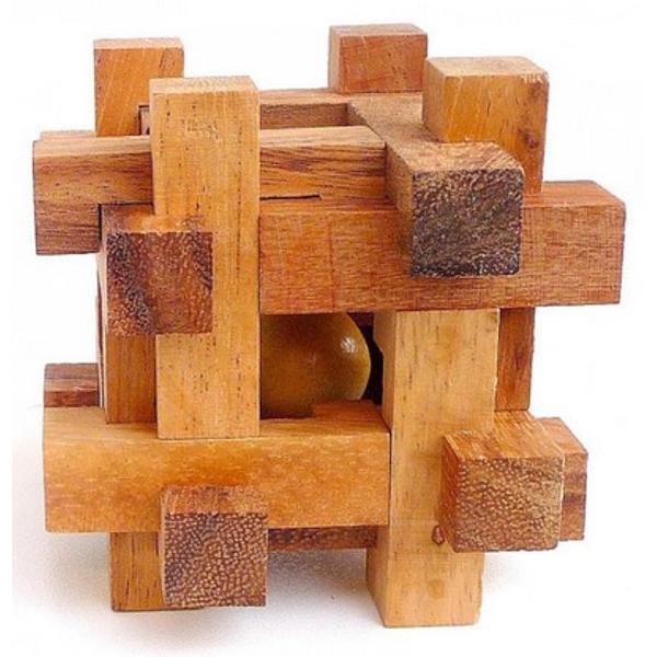 Puzzle din lemn. The cage