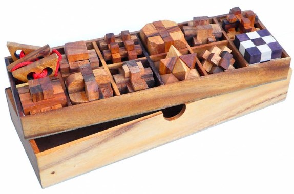 Puzzle din lemn. Set 12 in 1 