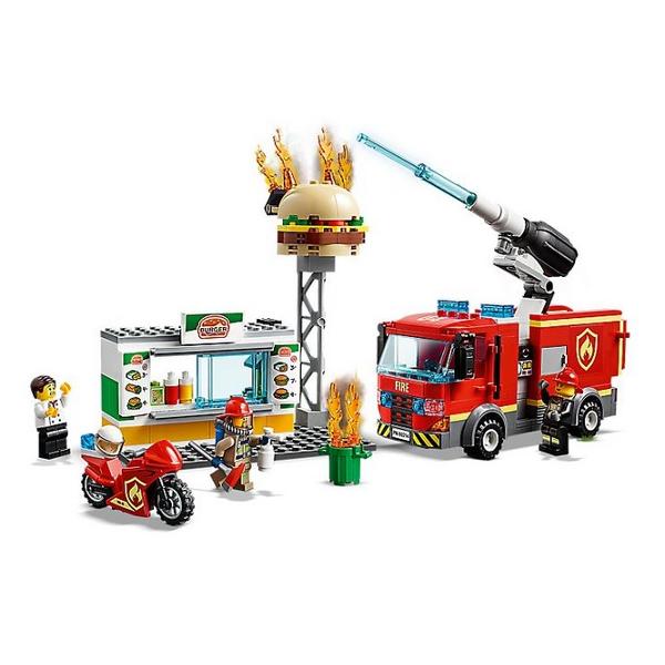 Lego City. Stingerea incendiului de la Burger Bar