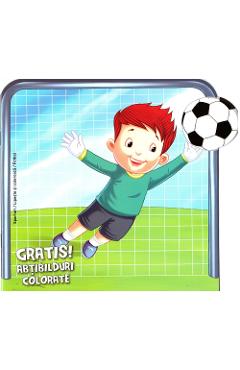 Coperta cărții 'Fotbal. Abțibilduri colorate + Jucărie'