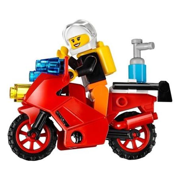 Lego Juniors: Valiza patrula de politie 4-7 ani (10740)