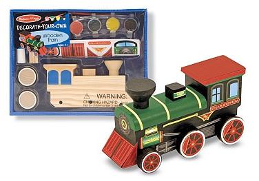 Decorate your own, Wooden train. Trenulet din lemn