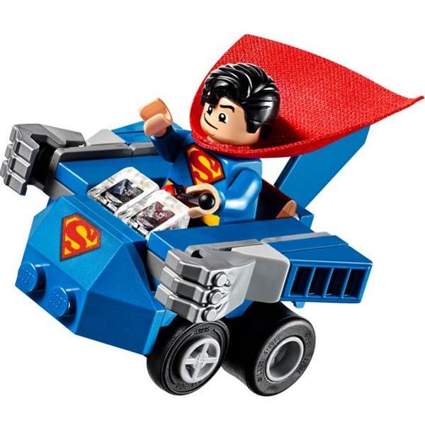 Lego DC Super Heroes. Superman contra Bizarro