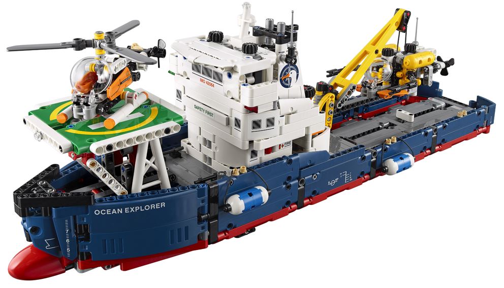 Lego Technic Explorator oceanic 10-16 ani
