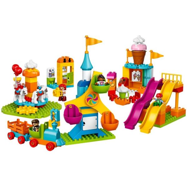 Lego Duplo. Parc mare de distractii