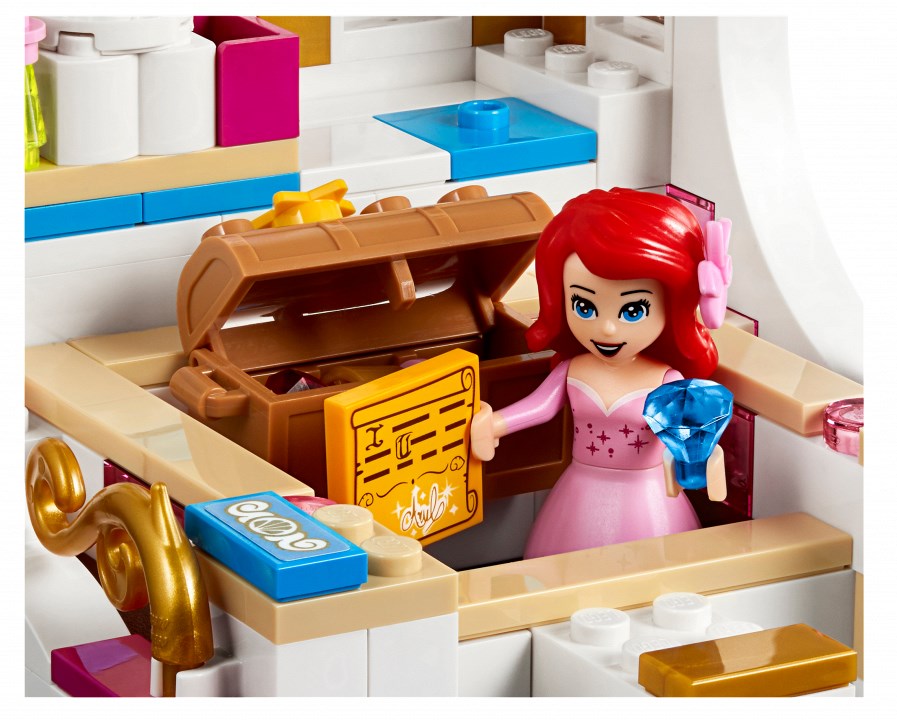 Lego Disney. Ambarcatiunea regala a lui Ariel 