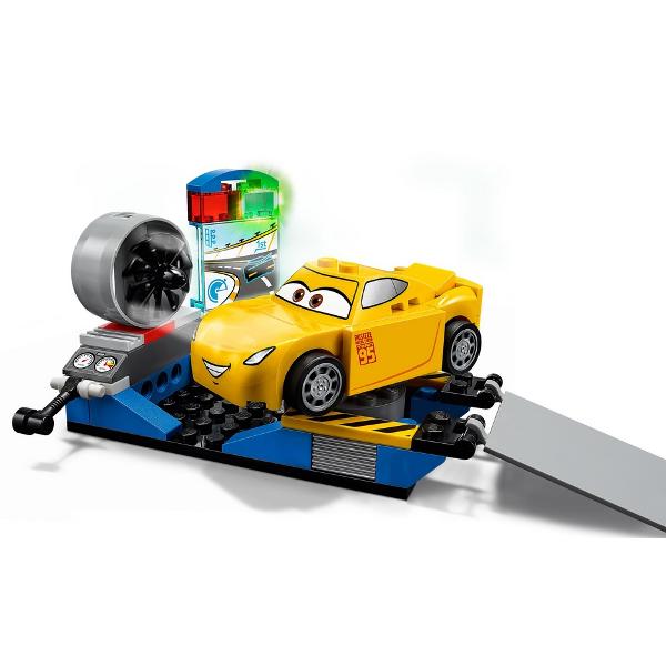 Lego Juniors. Simulatorul de curse Cruz Ramirez