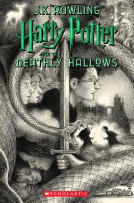 Harry Potter and the Deathly Hallows, Volume 7 - J. K. Rowling