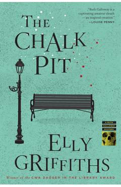 Poza produsului The Chalk Pit, Volume 9 - Elly Griffiths