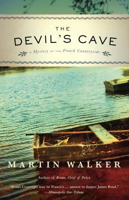The Devil's Cave: A Mystery of the French Countryside - Martin Walker