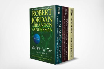 Wheel of Time Premium Boxed Set V: Book Thirteen: Towers of Midnight, Book Fourteen: A Memory of Light, Prequel: New Spring - Robert Jordan