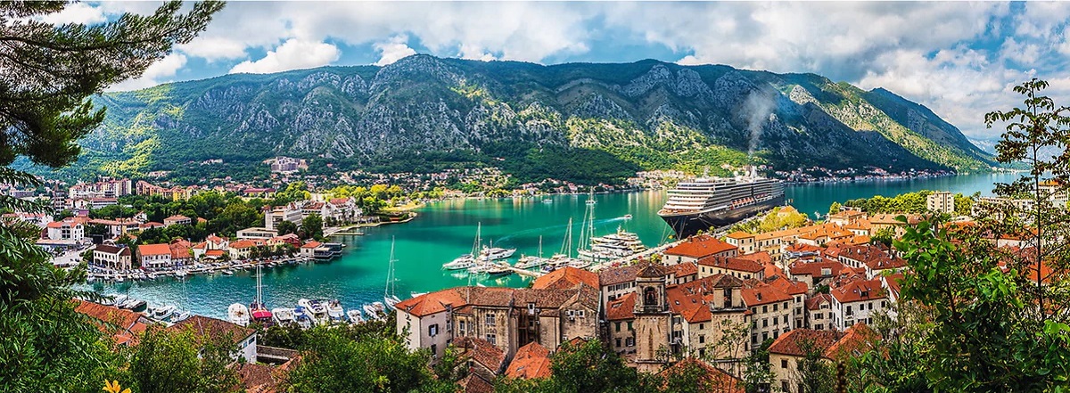 Puzzle 500. Panorama orasului Kotor, Muntenegru