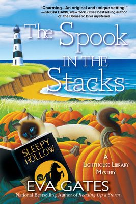 The Spook in the Stacks: A Lighthouse Library Mystery - Eva Gates