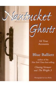 Nantucket Ghosts - Blue Balliett
