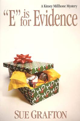 E Is for Evidence: A Kinsey Millhone Mystery - Sue Grafton
