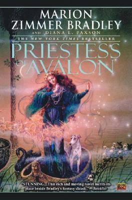Priestess of Avalon - Marion Zimmer Bradley
