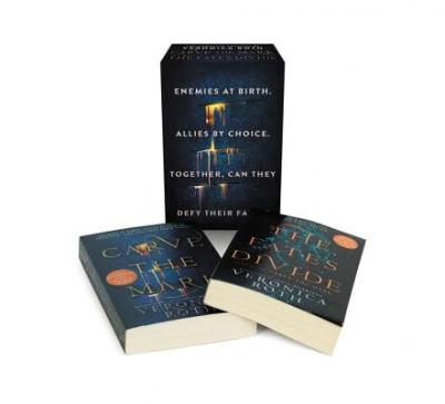 Carve the Mark 2-Book Paperback Box Set: Carve the Mark and the Fates Divide - Veronica Roth