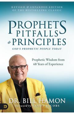 Coperta cărții 'Prophets, Pitfalls, and Principles (Revised & Expanded Edition of the Bestselling Classic): God's Prophetic People'