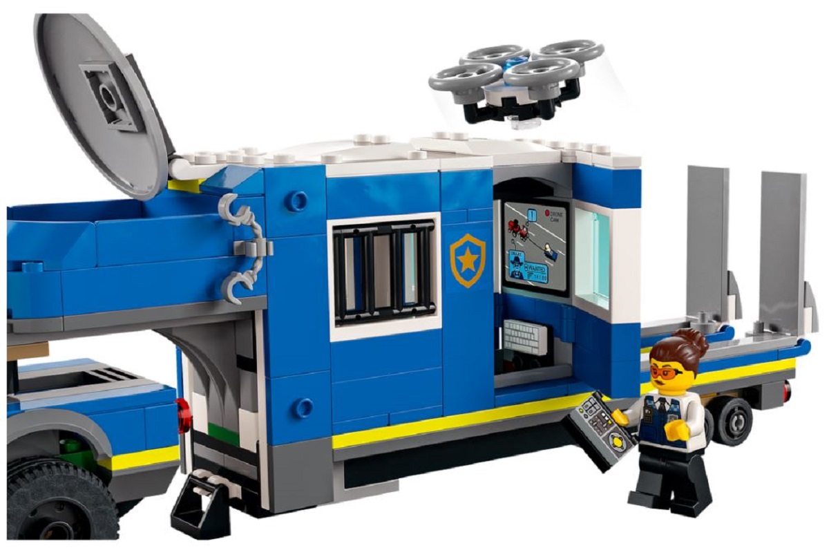 Lego City. Masina centru de comanda mobil al politiei