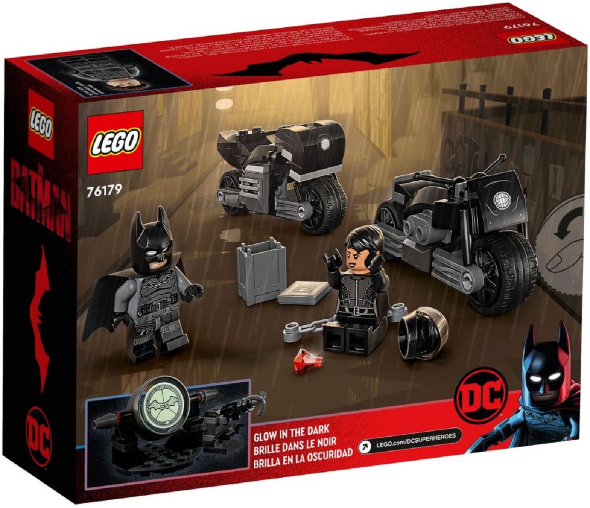 Lego The Batman. Urmarirea cu motoclicleta Batman si Selina Kyle
