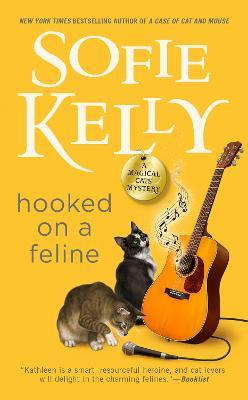 Hooked on a Feline - Sofie Kelly