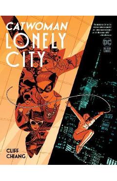 Coperta cărții 'Catwoman: Lonely City - Cliff Chiang'