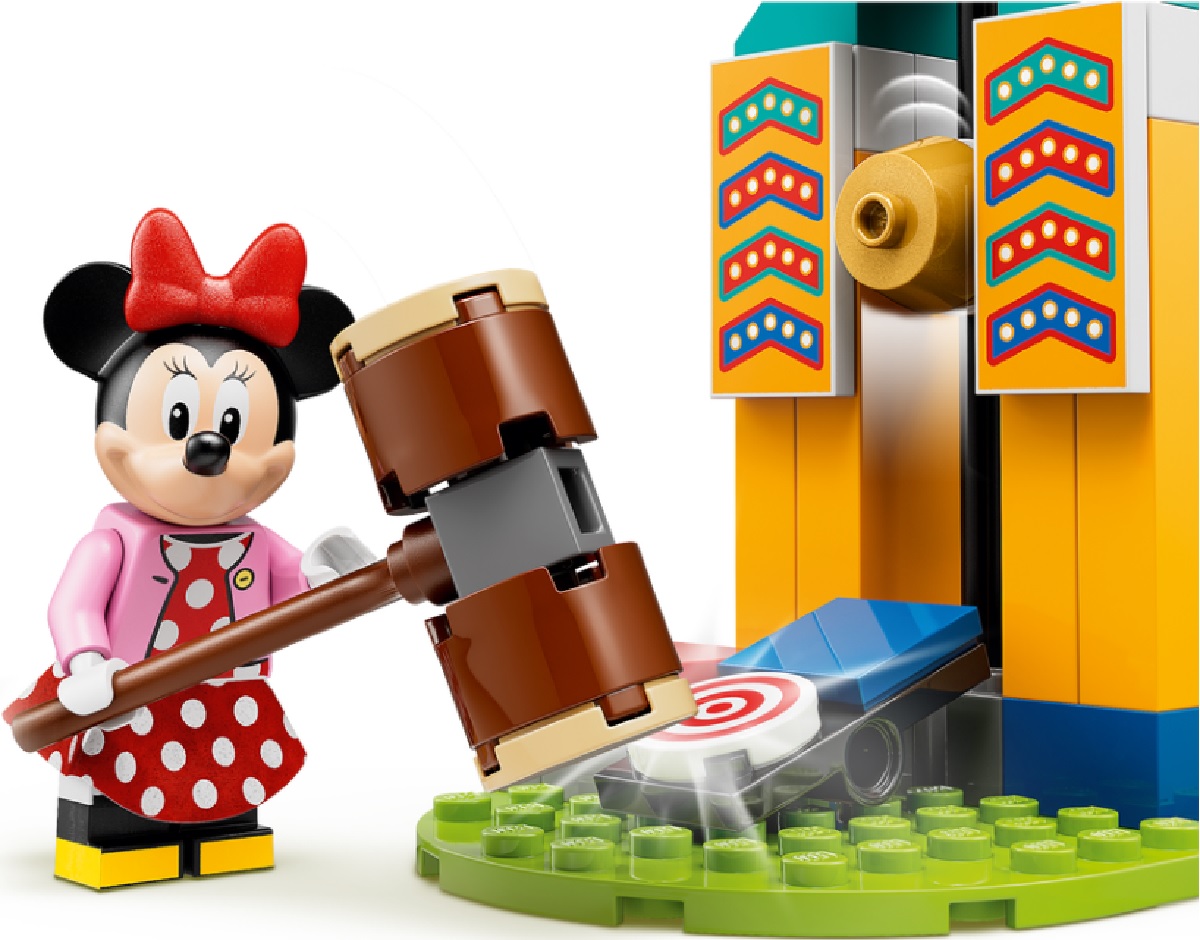 Lego Disney. Distractie la balci cu Mickey, Minnie si Goofy