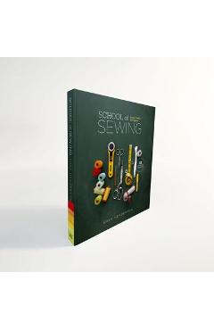Coperta cărții 'School of Sewing (with Wiro Lay-Flat Binding) - Shea Henderson'