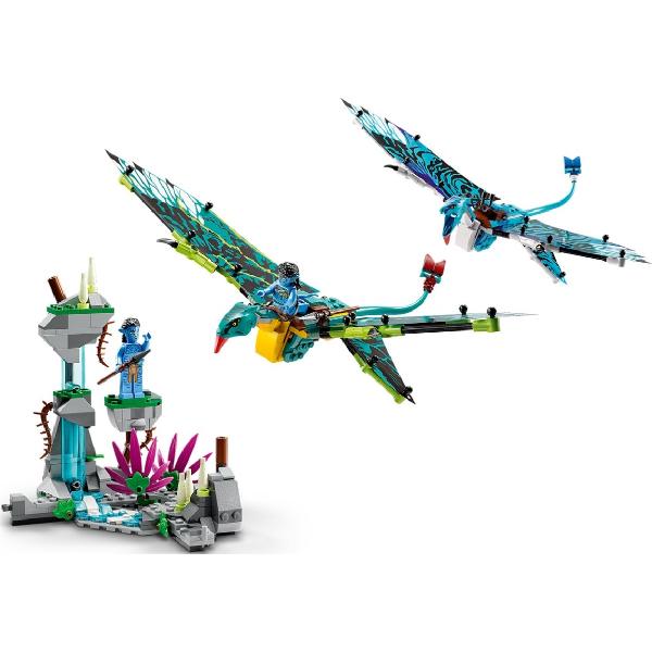 Lego Avatar. Primul zbor cu Banshee-ul lui Jake si Neytiri