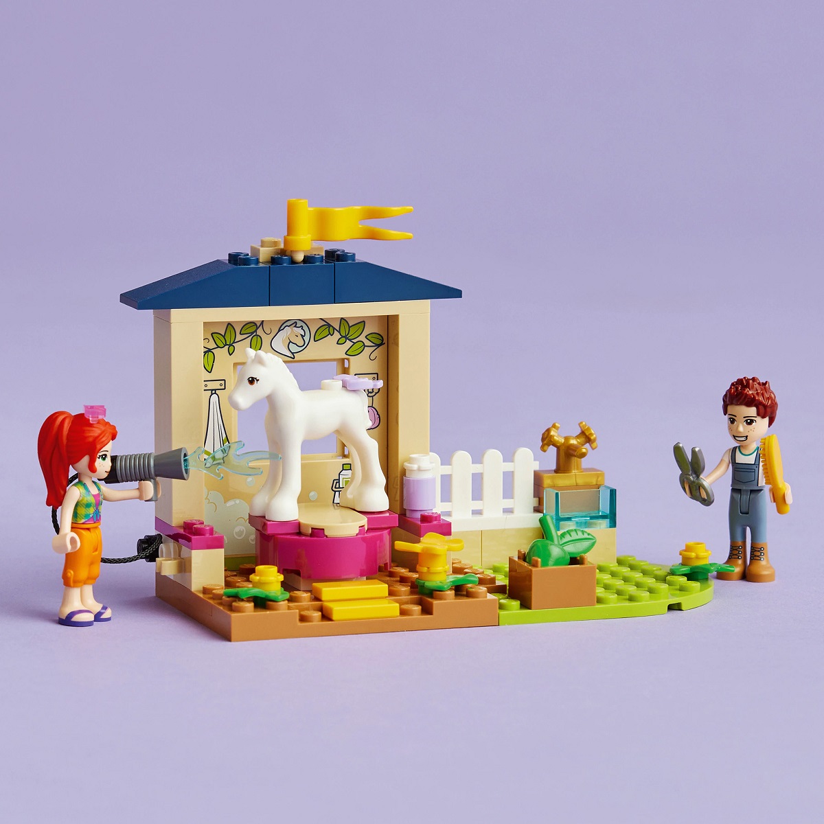 Lego Friends. Grajd pentru ingrijirea poneiului
