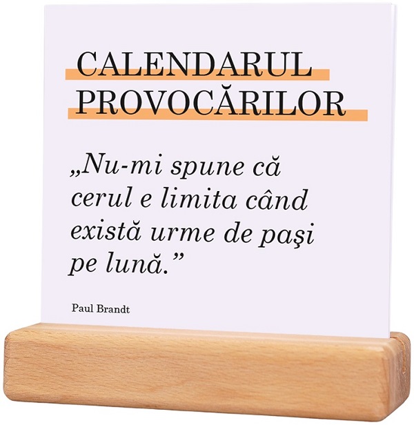 Calendar permanent de birou cu suport de lemn: Calendarul provocarilor 
