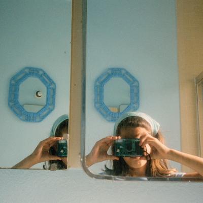 Anne Collier: Women with Cameras (Self Portrait) - Anne Collier