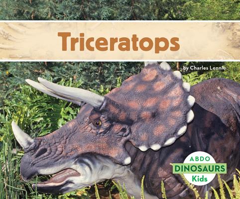Coperta cărții 'Triceratops - Charles Lennie'