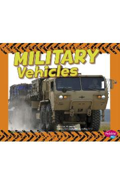 Coperta cărții 'Military Vehicles - Gail Saunders-smith'