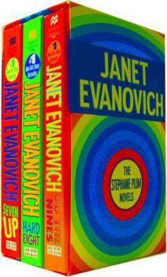 Plum Boxed Set 3 (7, 8, 9): Contains Seven Up, Hard Eight and to the Nines - Janet Evanovich