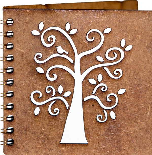 Agenda din lemn: Copac cu ramuri si frunze