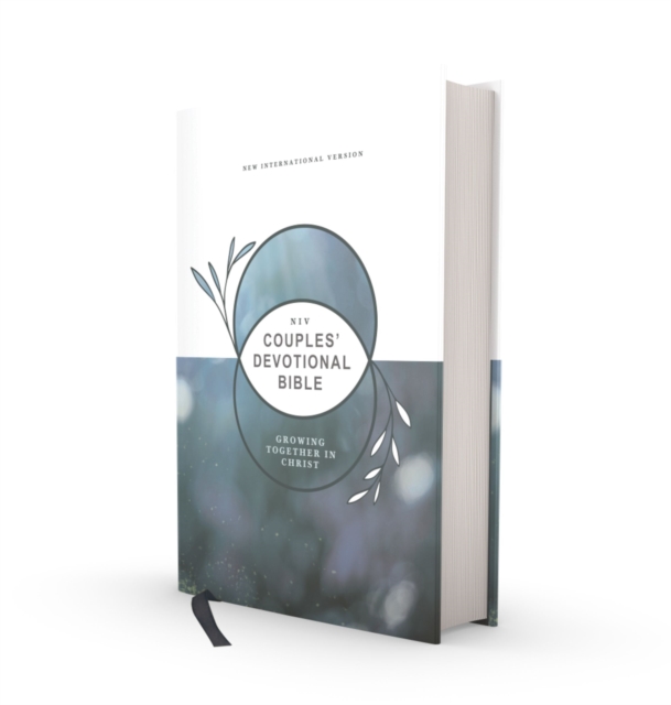 Niv, Couples' Devotional Bible, Hardcover, Comfort Print: Growing Together in Christ - Christianity Today Intl