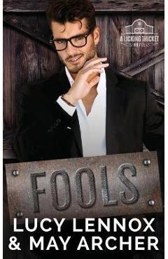 Coperta cărții 'Fools - May Archer'