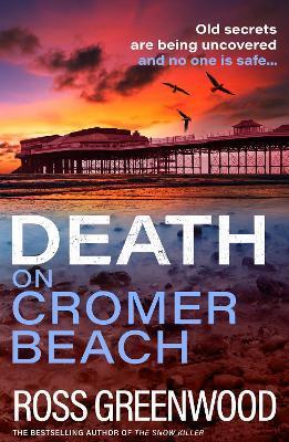 Coperta cărții 'Death on Cromer Beach - Ross Greenwood'