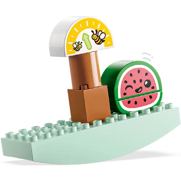 Lego Duplo. Piata de produse bio