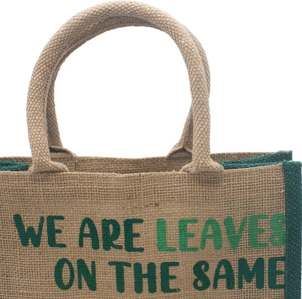 Sacosa iuta: We Are Leaves. Verde