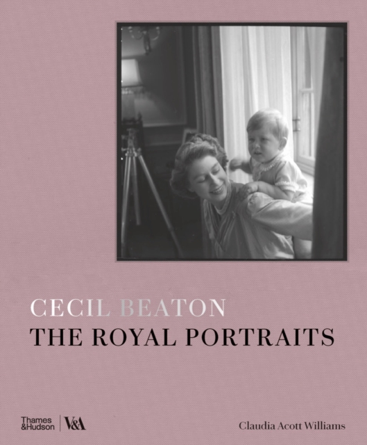 Cecil Beaton: The Royal Portraits - Cecil Beaton