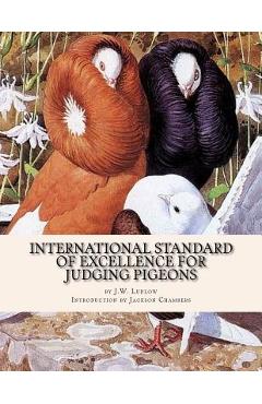 Coperta cărții 'International Standard of Excellence For Judging Pigeons: Pigeon Classics Book 6 - Jackson Chambers'