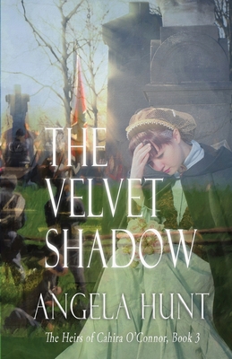 The Velvet Shadow - Angela E. Hunt