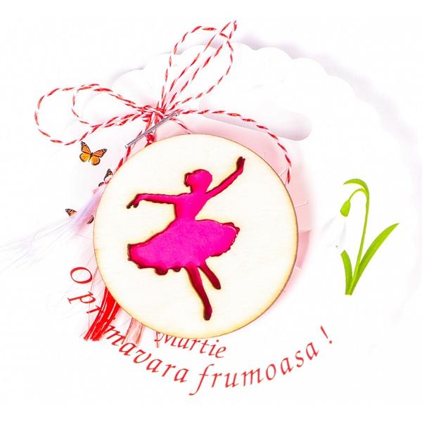 Martisor insigna din lemn: Balerina