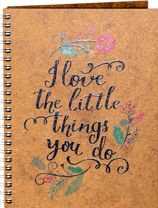 Agenda din lemn: I love the little thing you do