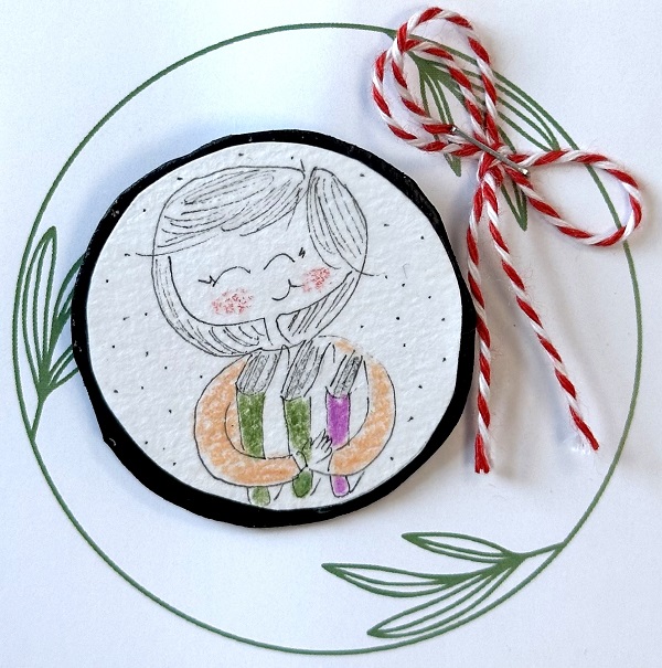 Brosa martisor mare: Fetita cu carti
