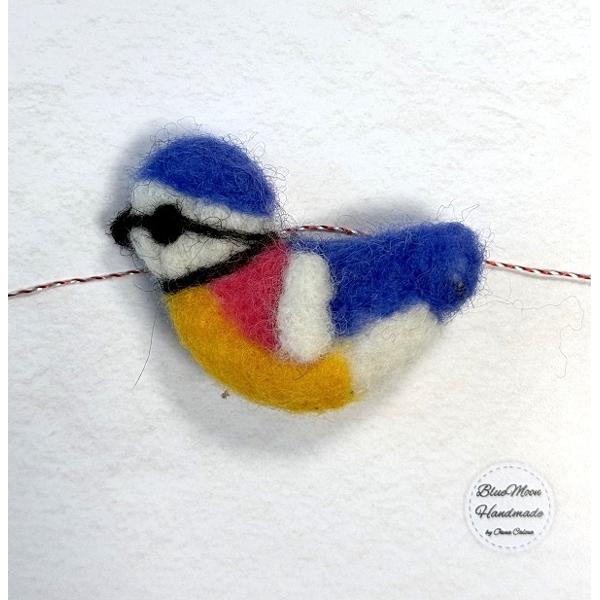 Brosa: Pasare din lana