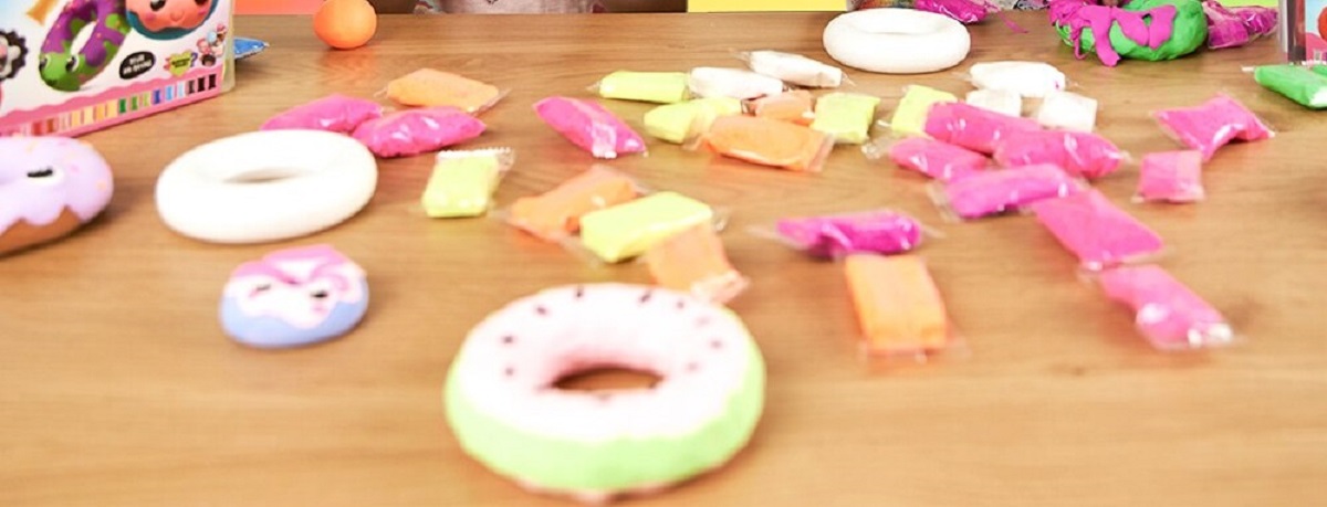 Set plastilina: Donuts Box Rosu