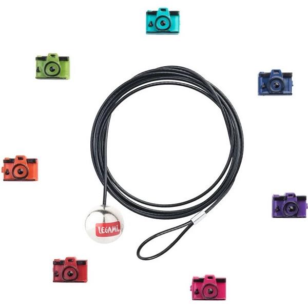 Cablu magnetic agatat fotografii: Aparate foto
